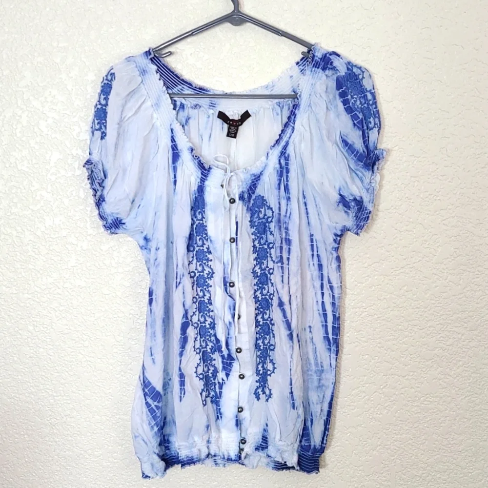 NWT fever beautiful batik top with embroidery,  L - Picture 1 of 16